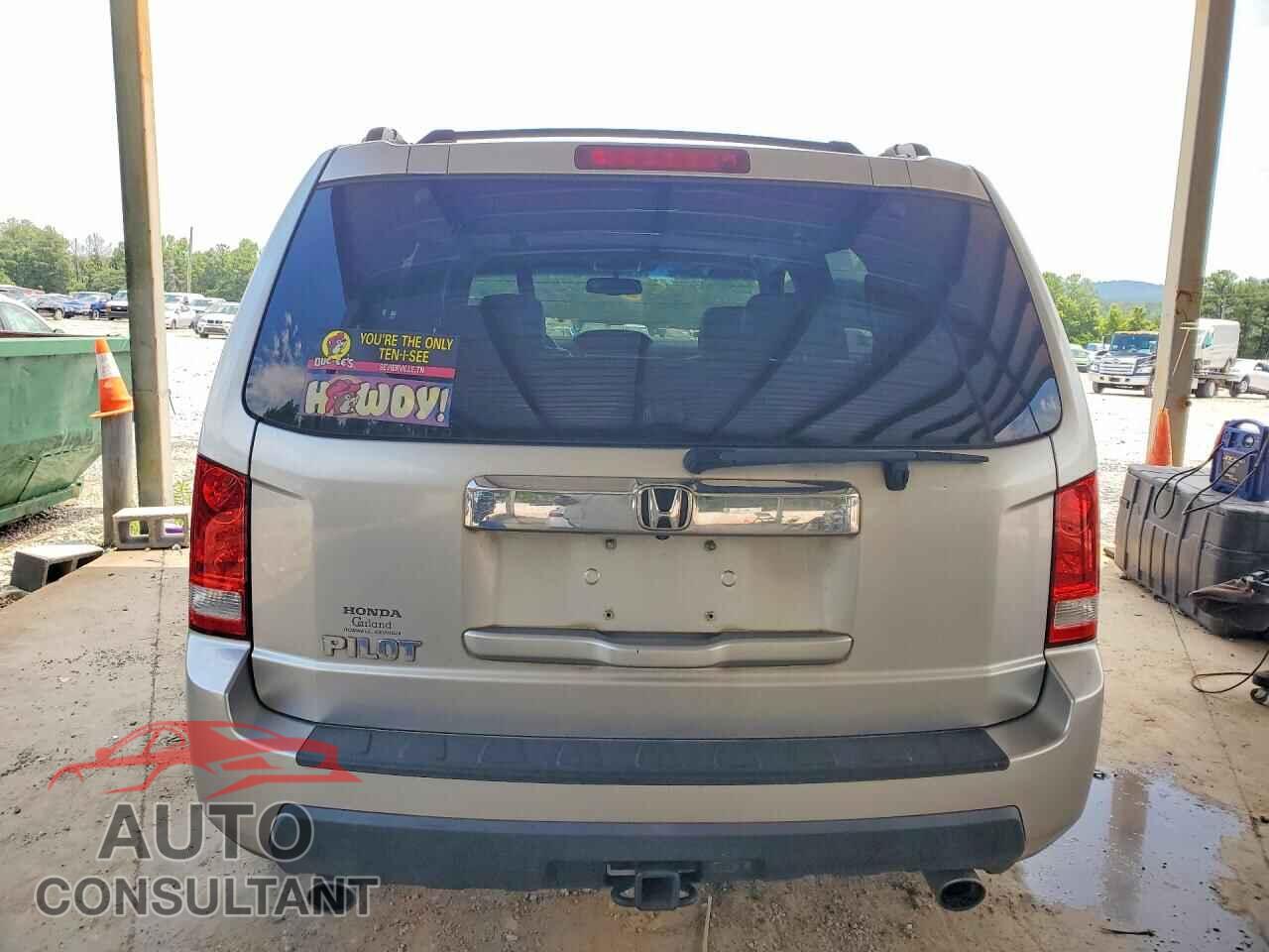 HONDA PILOT 2011 - 5FNYF3H72BB032697