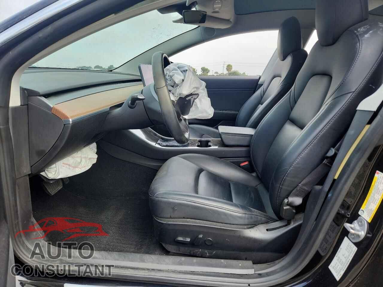 TESLA MODEL 3 2019 - 5YJ3E1EA9KF306138