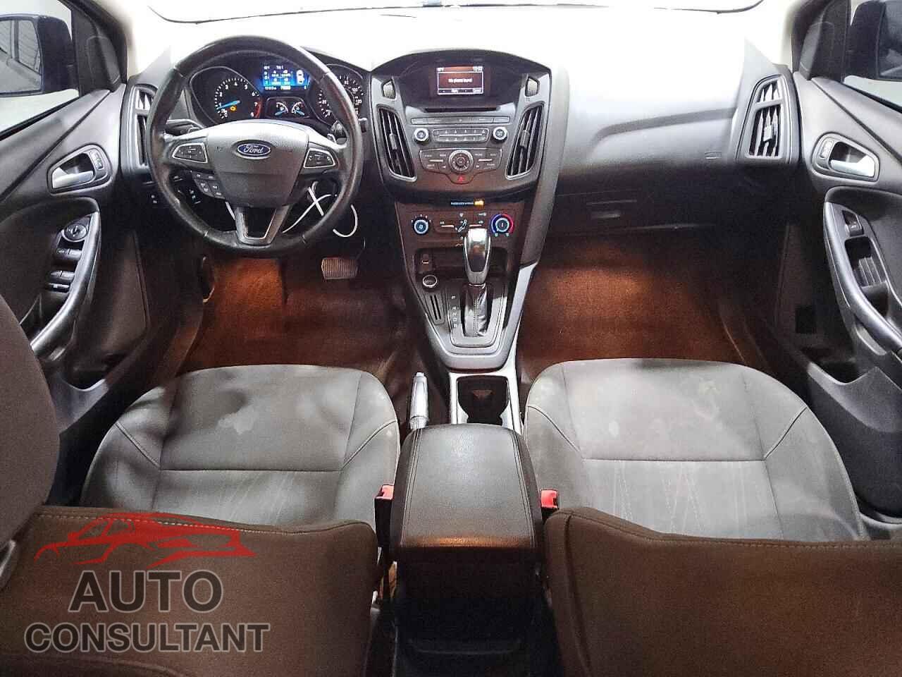 FORD FOCUS 2015 - 1FADP3F20FL267238
