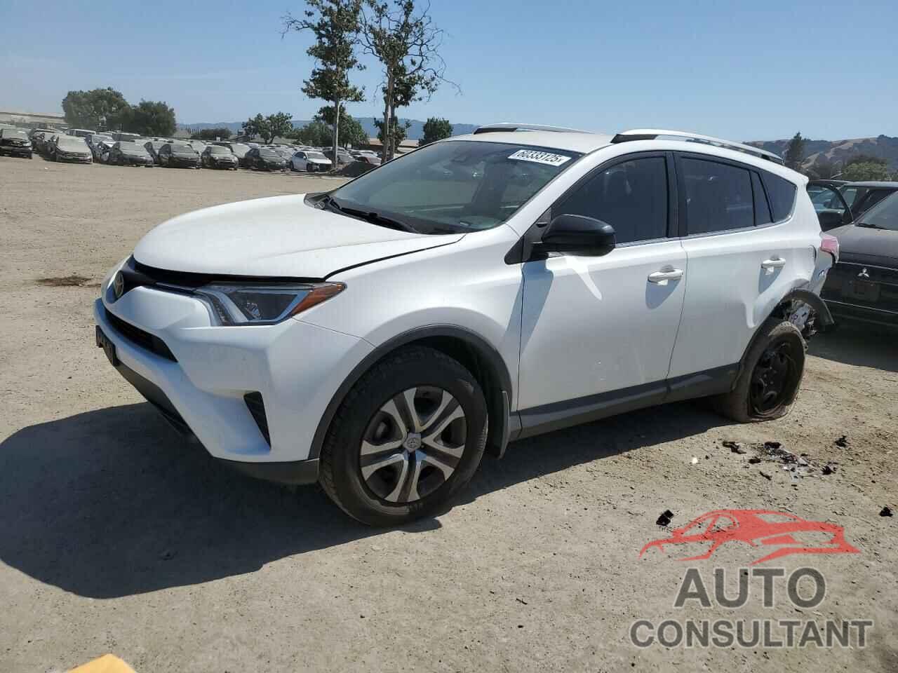 TOYOTA RAV4 2017 - JTMBFREV1HJ705525