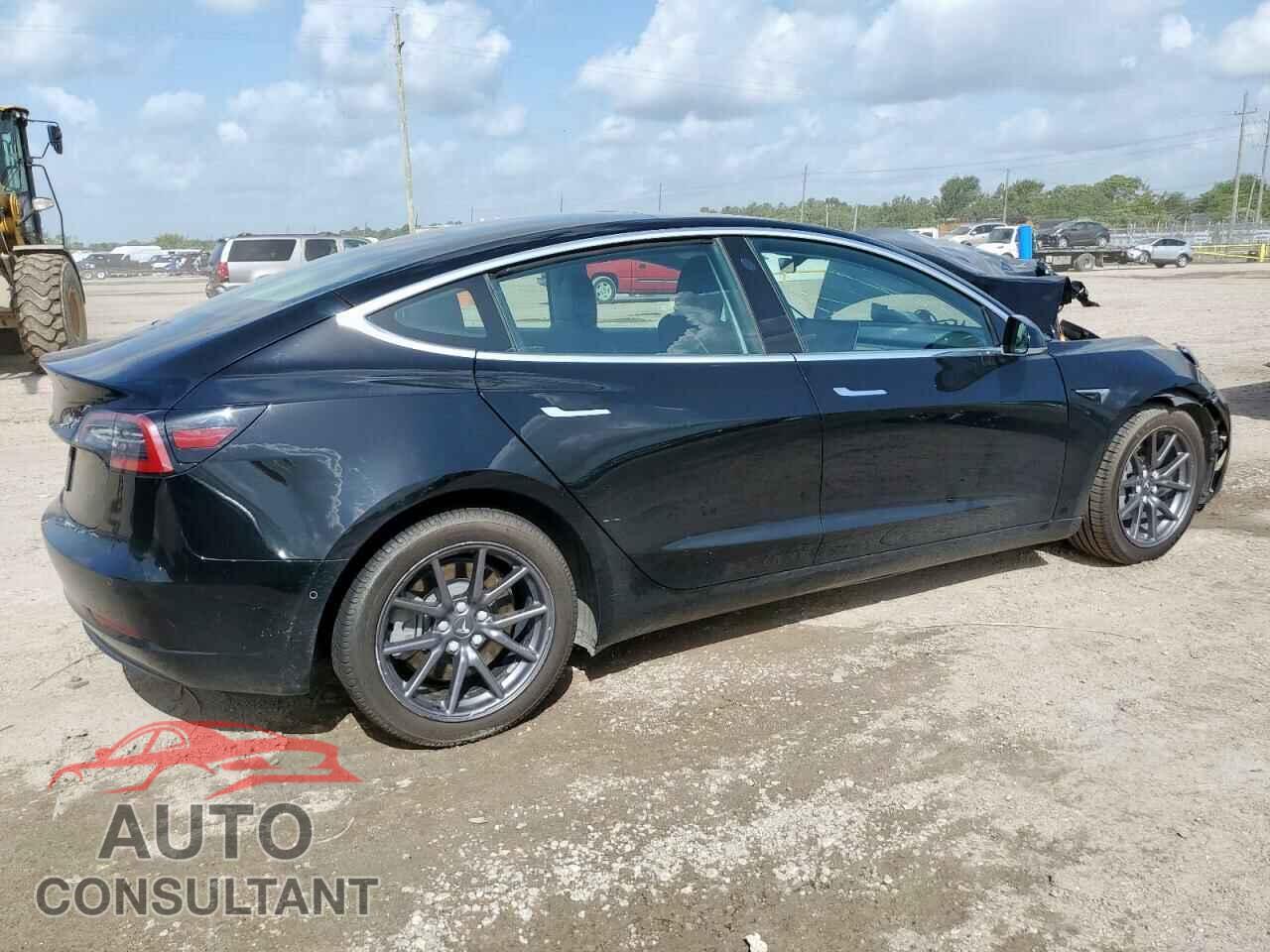 TESLA MODEL 3 2019 - 5YJ3E1EA5KF316715