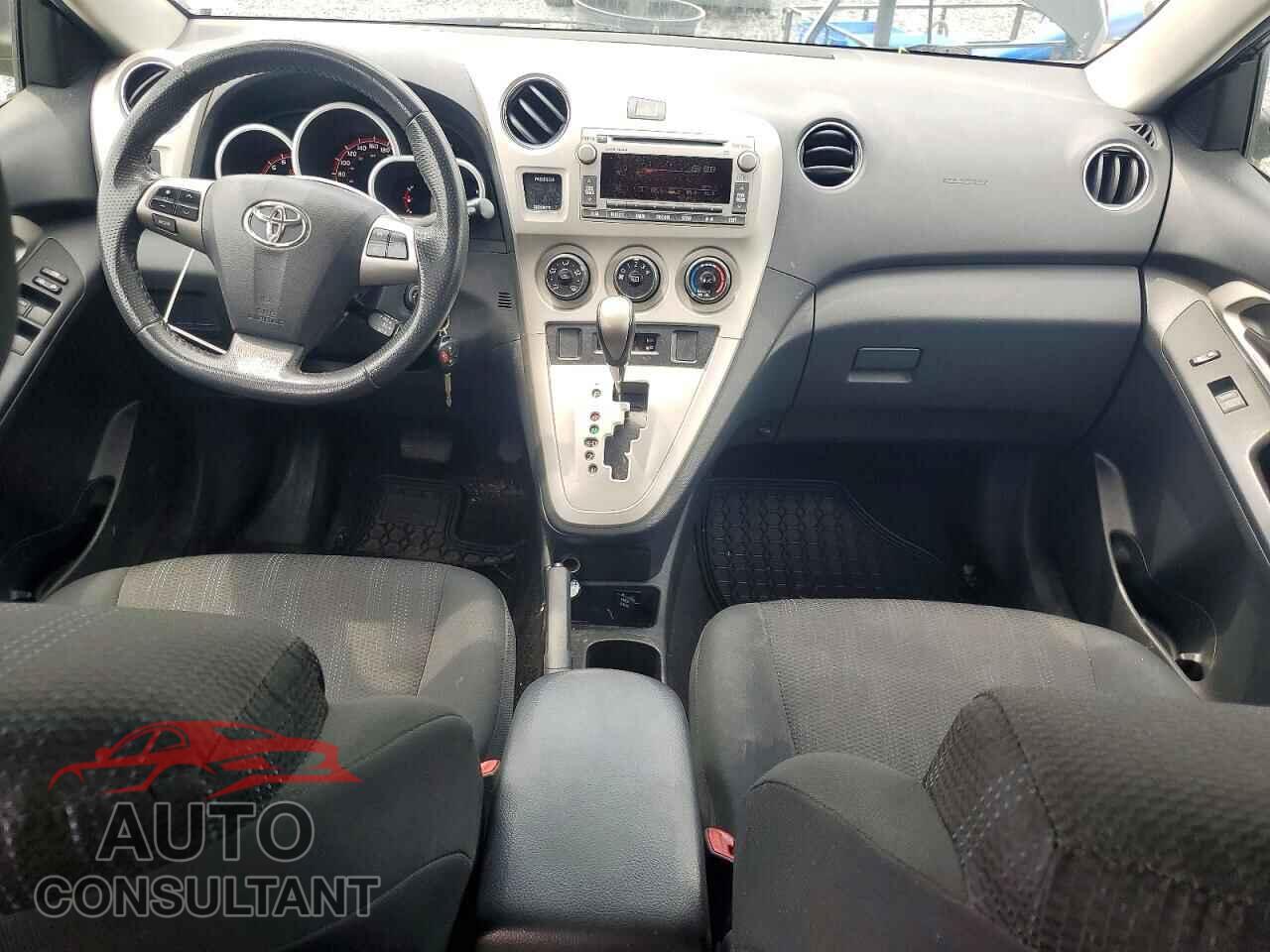 TOYOTA MATRIX 2011 - 2T1KU4EEXBC710251
