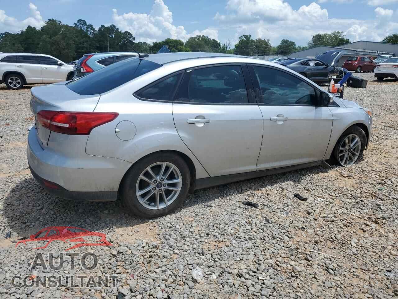 FORD FOCUS 2017 - 1FADP3F20HL208502