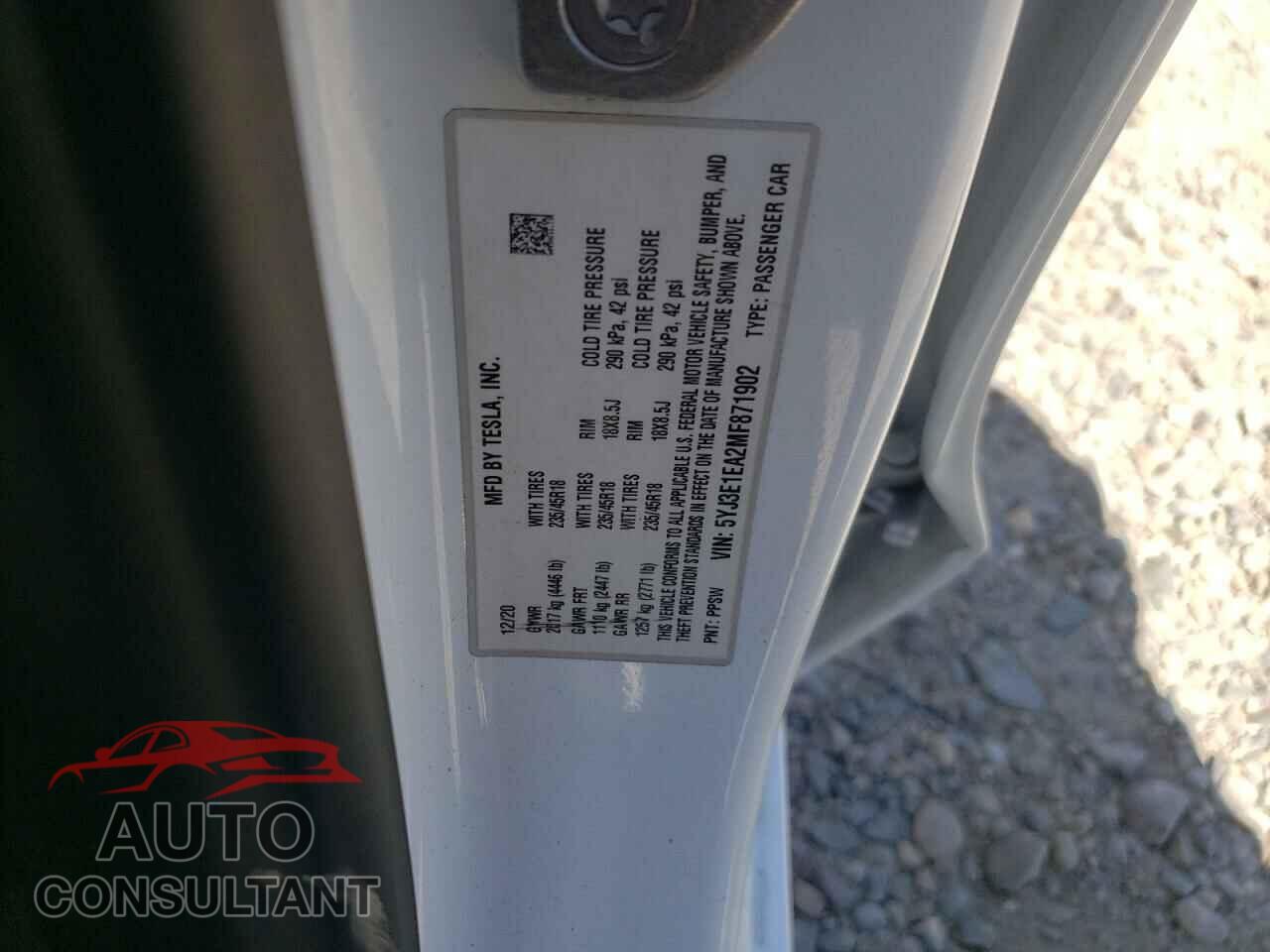 TESLA MODEL 3 2021 - 5YJ3E1EA2MF871902
