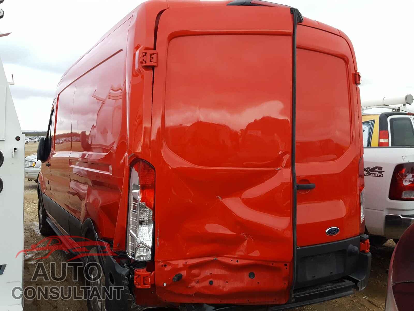 FORD TRANSIT CO 2018 - 1FTYR2CM5JKB15962