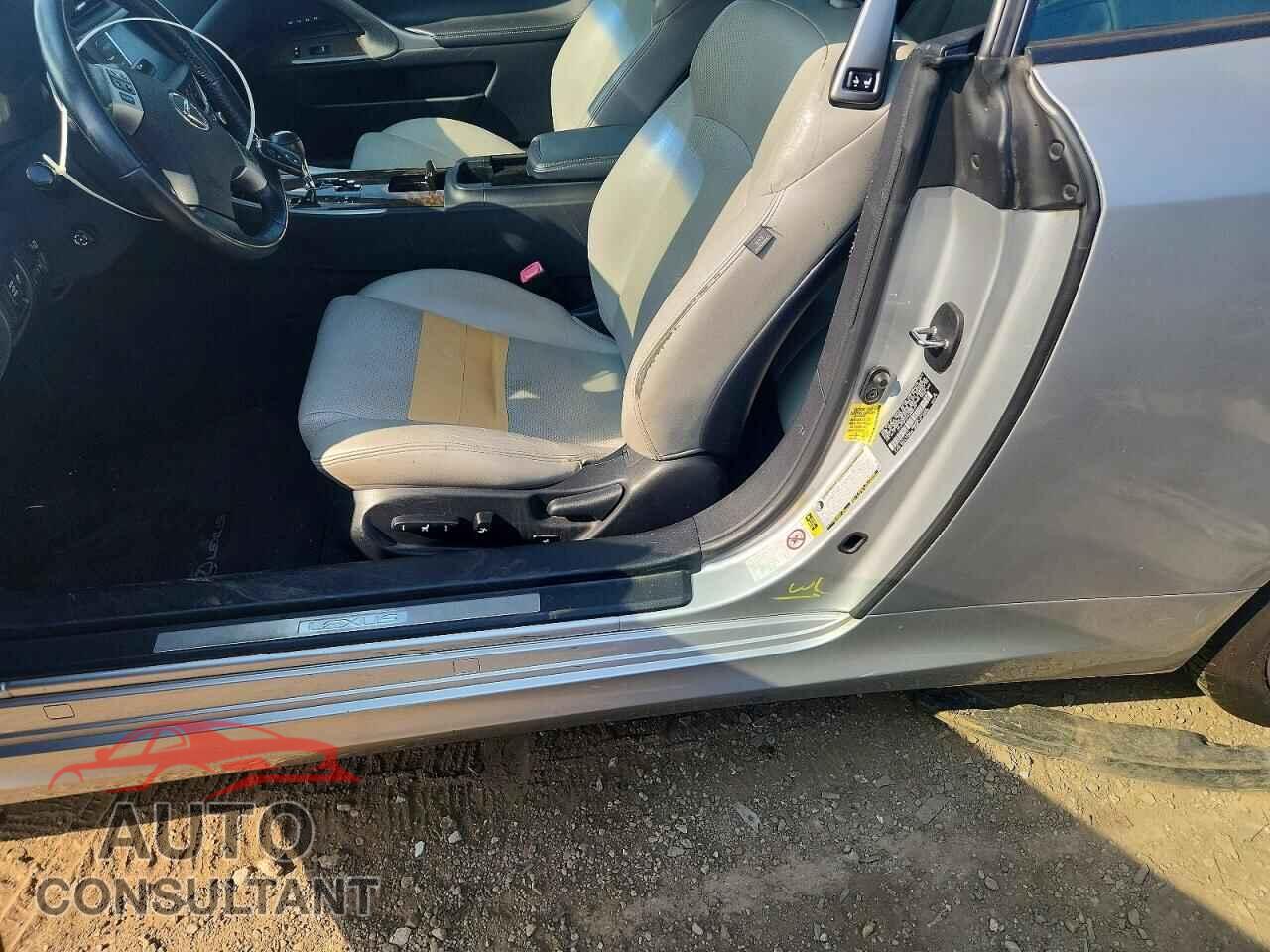 LEXUS IS 2012 - JTHFF2C27C2522147