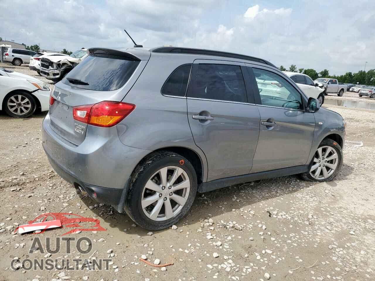 MITSUBISHI OUTLANDER 2013 - 4A4AP4AU4DE003610