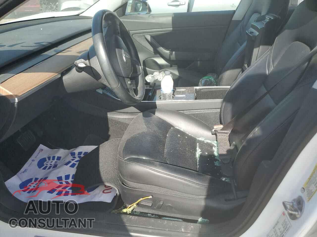 TESLA MODEL 3 2018 - 5YJ3E1EB0JF088954