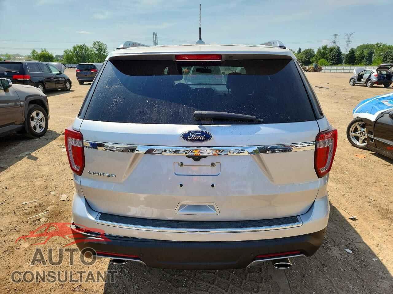FORD EXPLORER 2018 - 1FM5K7F82JGB66675