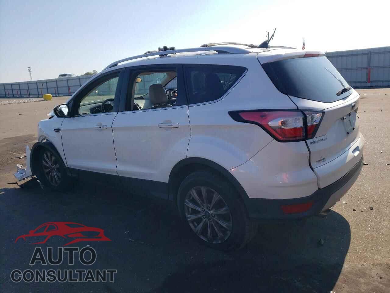 FORD ESCAPE 2018 - 1FMCU9J96JUC55129