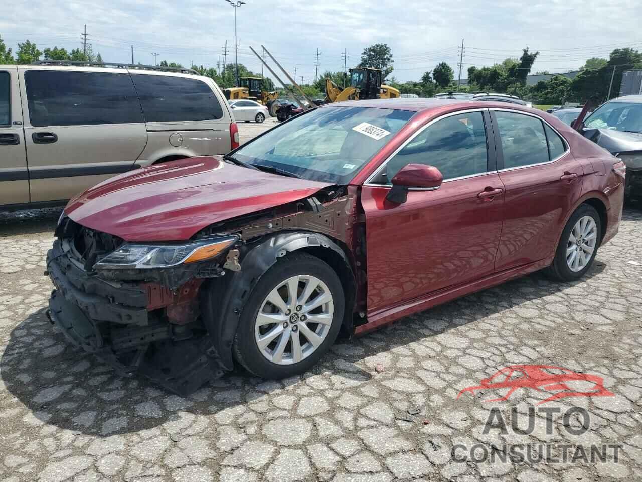 TOYOTA CAMRY 2018 - 4T1B11HK4JU588721