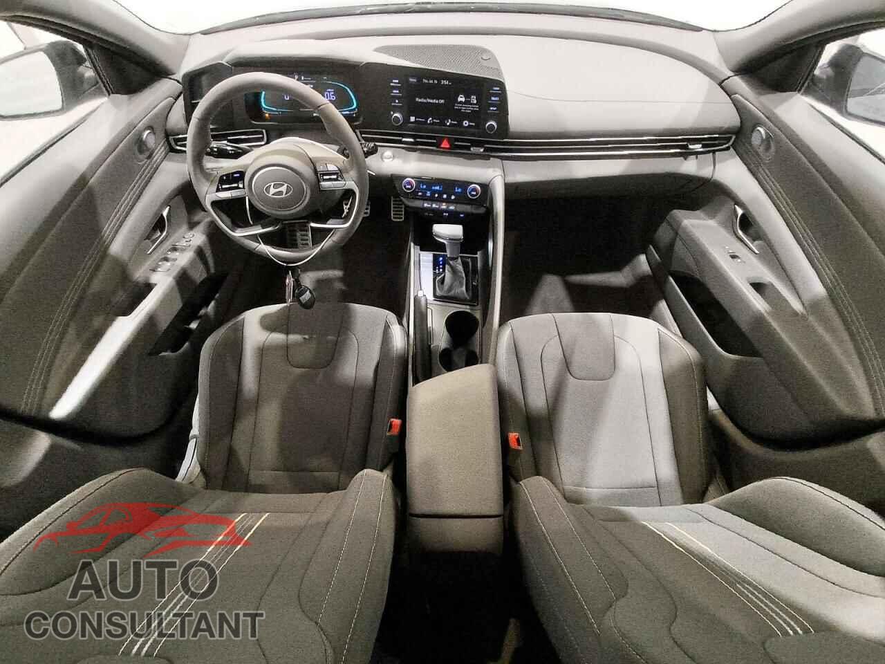 HYUNDAI ELANTRA 2026 - KMHLM4DG3TU132159