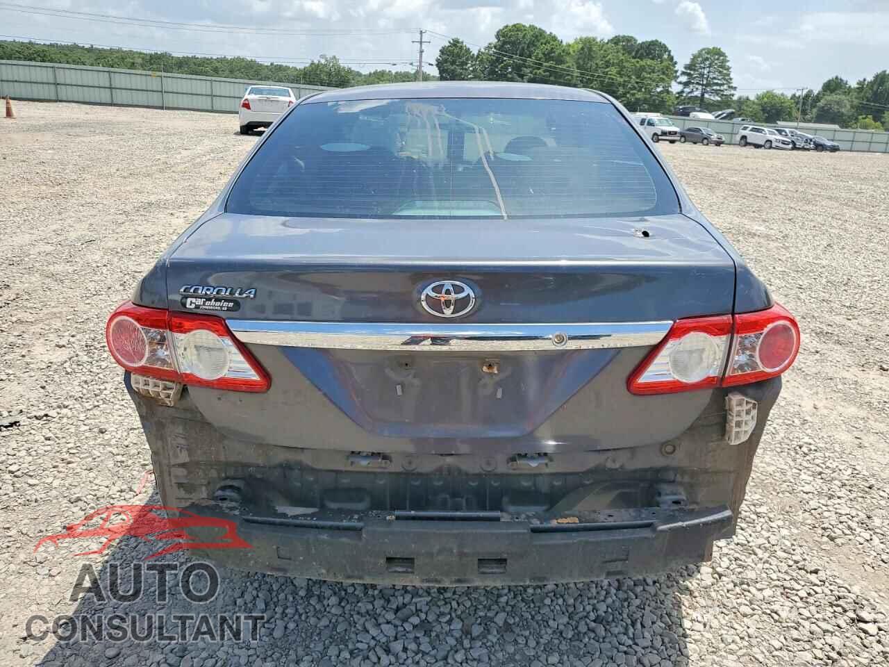 TOYOTA COROLLA 2013 - 5YFBU4EE7DP200037