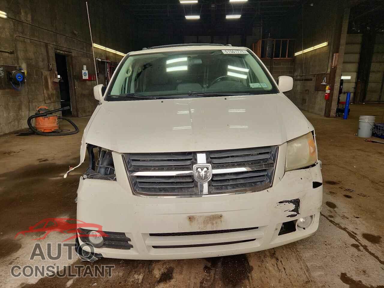 DODGE CARAVAN 2010 - 2D4RN5D19AR396481