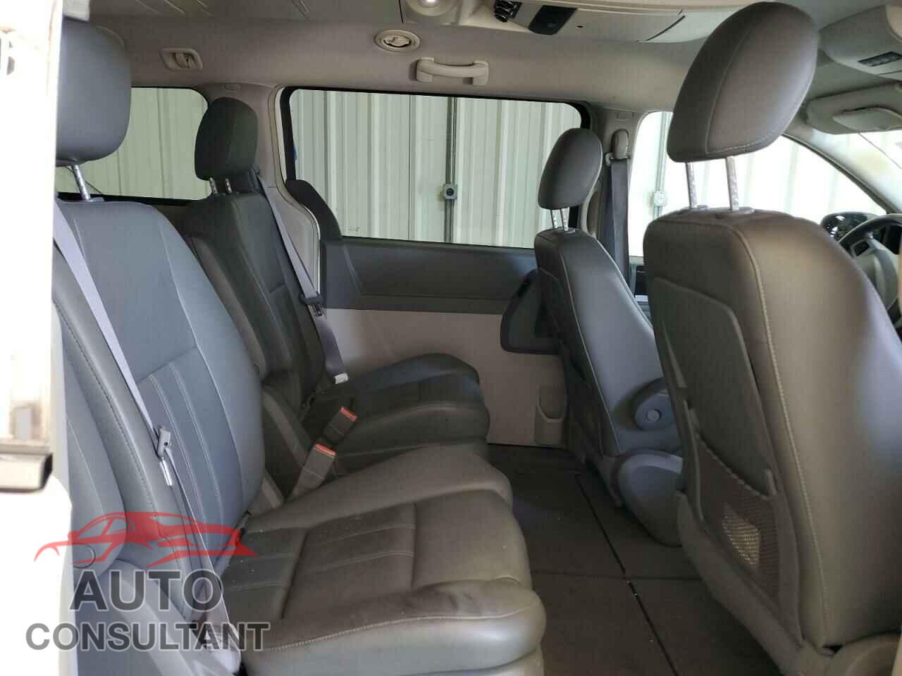DODGE CARAVAN 2010 - 2D4RN5DX8AR217030