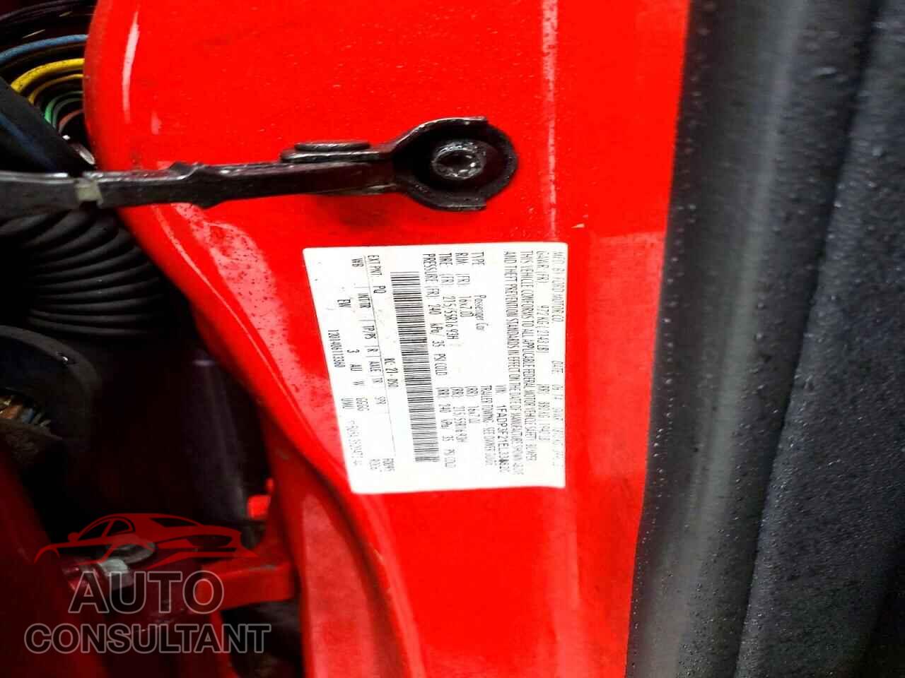 FORD FOCUS 2014 - 1FADP3F21EL338820