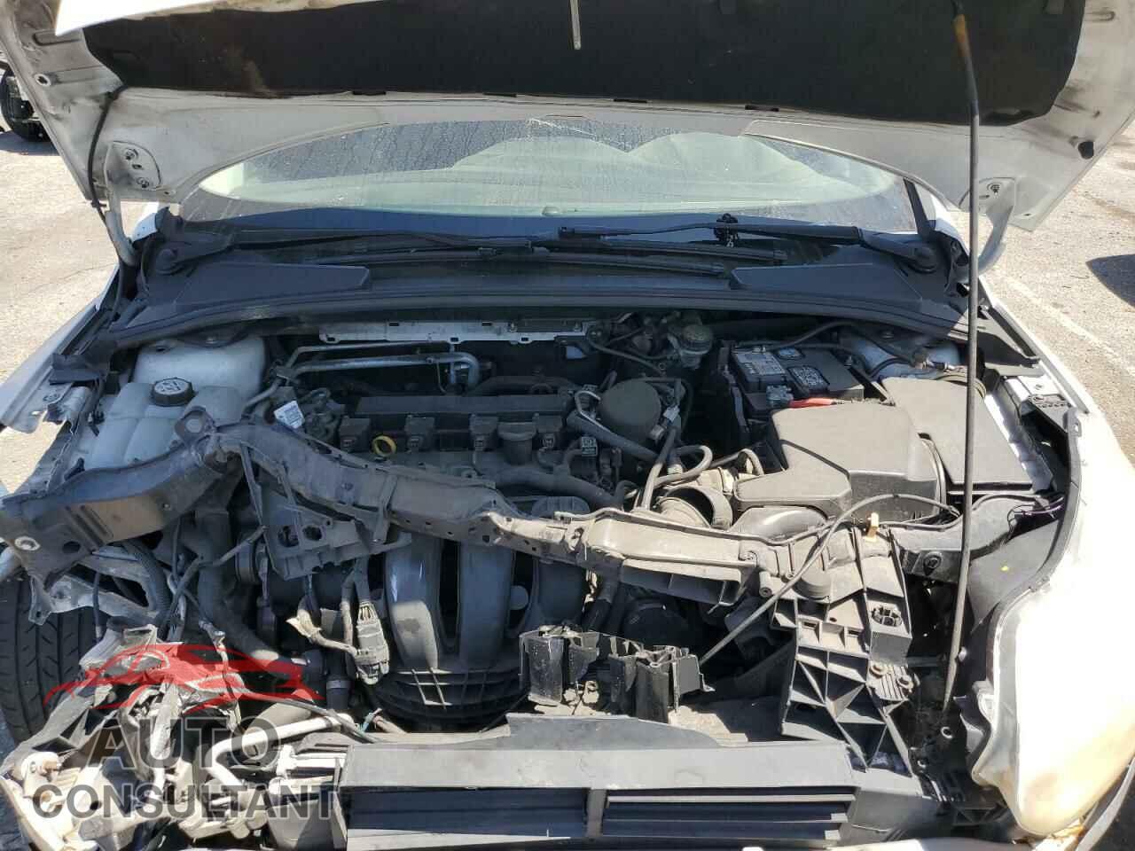FORD FOCUS 2014 - 1FADP3F25EL200066