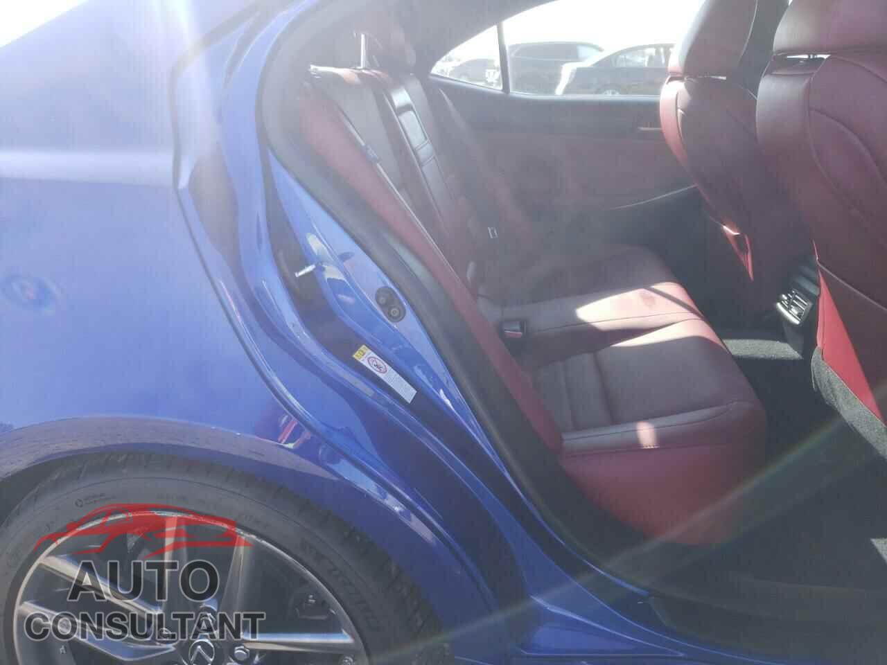 LEXUS IS 2018 - JTHBZ1D23J5032864