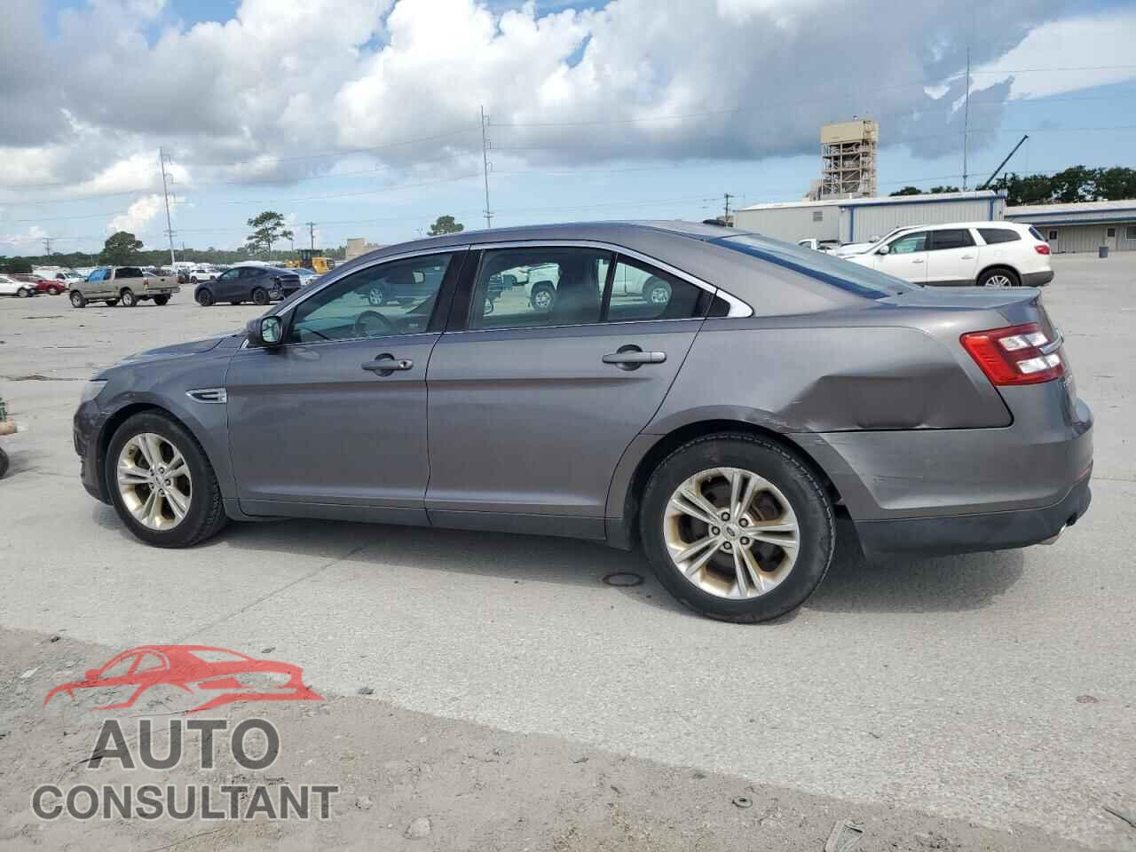 FORD TAURUS 2013 - 1FAHP2E89DG170482