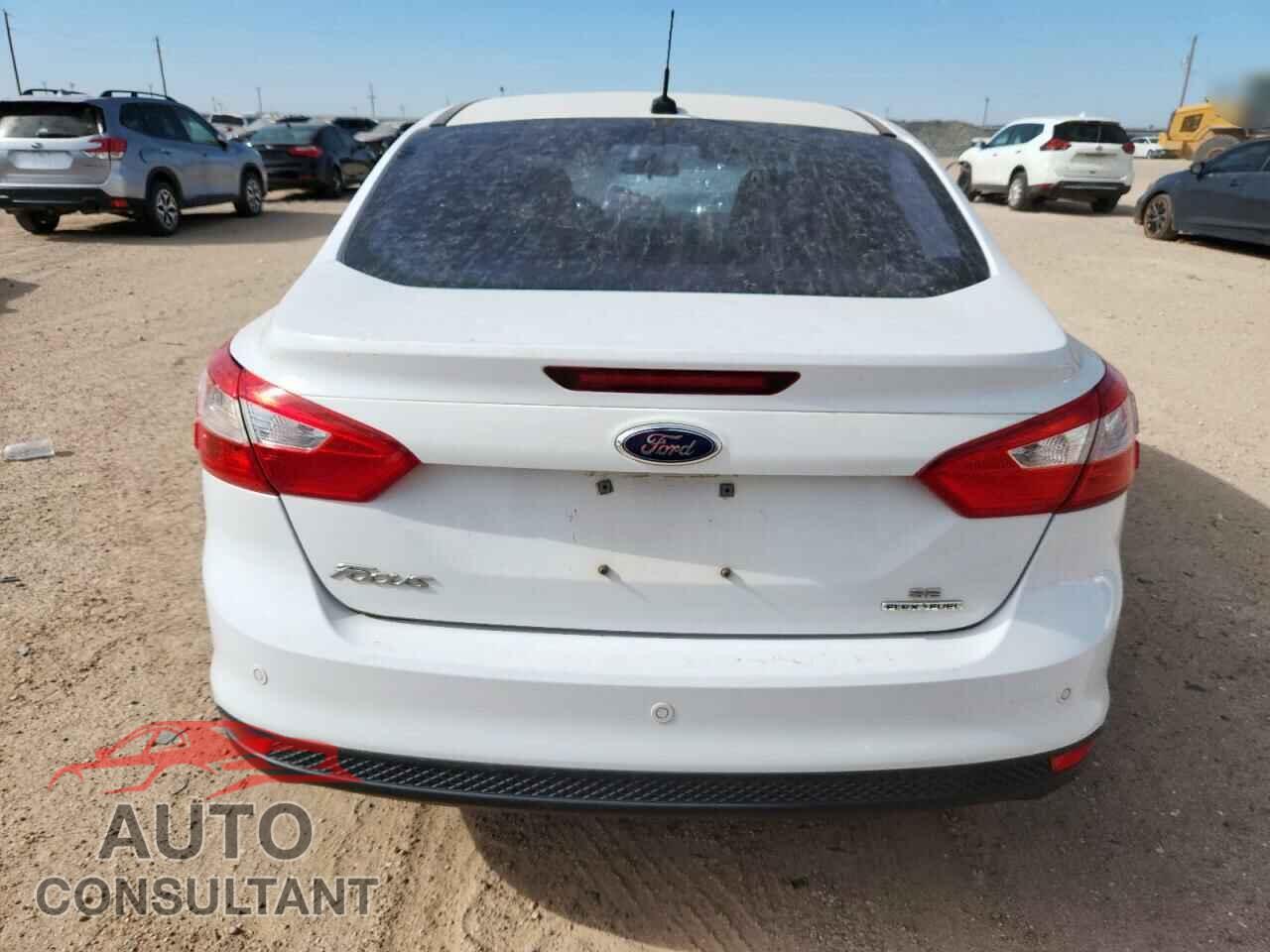 FORD FOCUS 2014 - 1FADP3F24EL208367