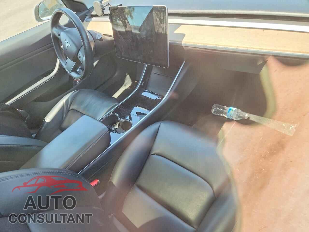 TESLA MODEL 3 2018 - 5YJ3E1EA6JF077741