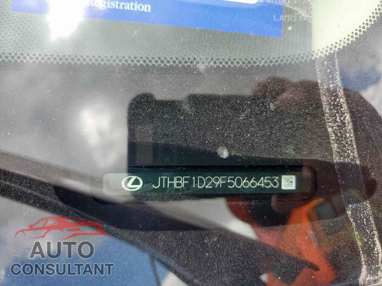 LEXUS IS 2015 - JTHBF1D29F5066453