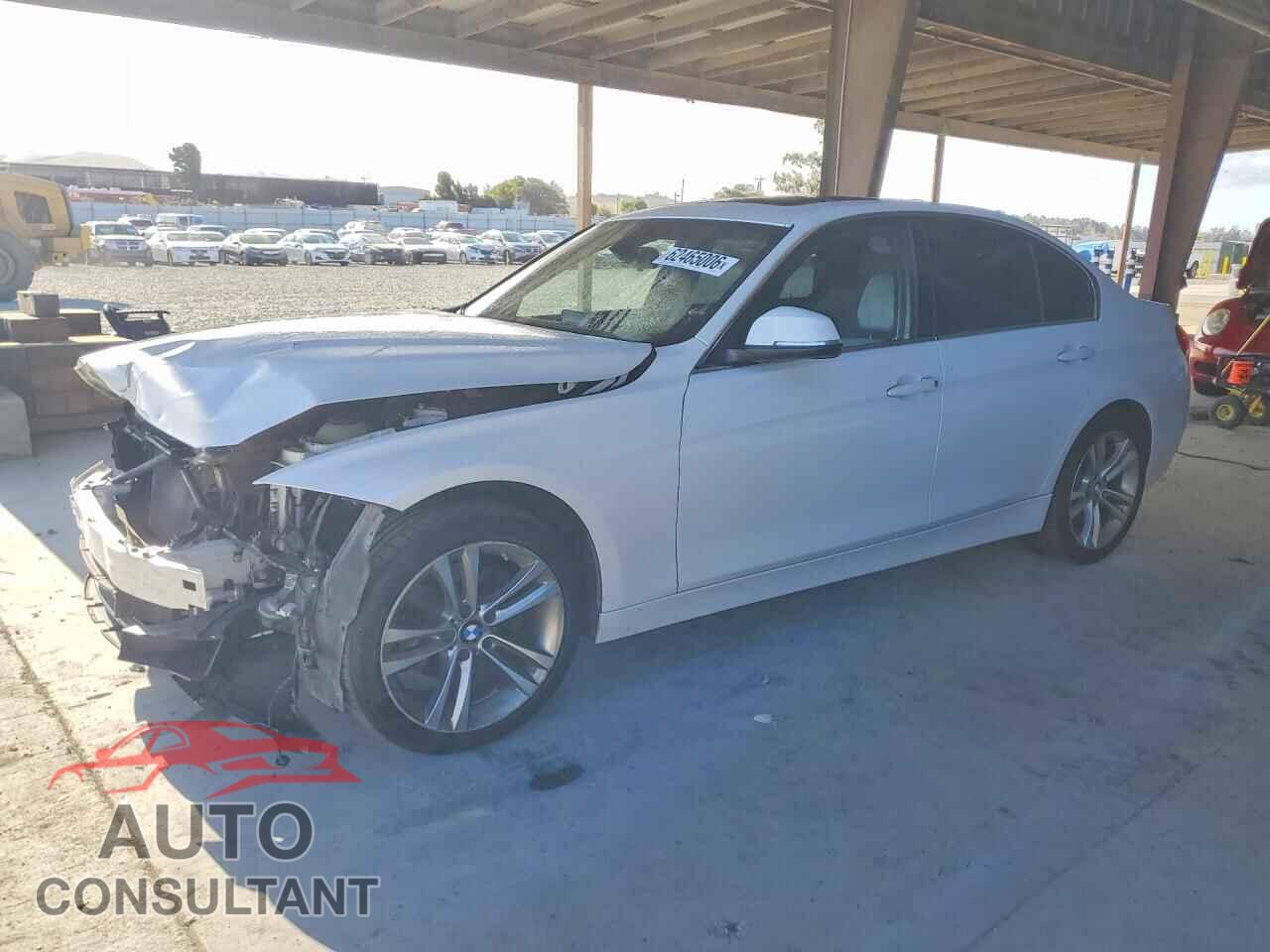 BMW 3 SERIES 2016 - WBA8E9G55GNU28215