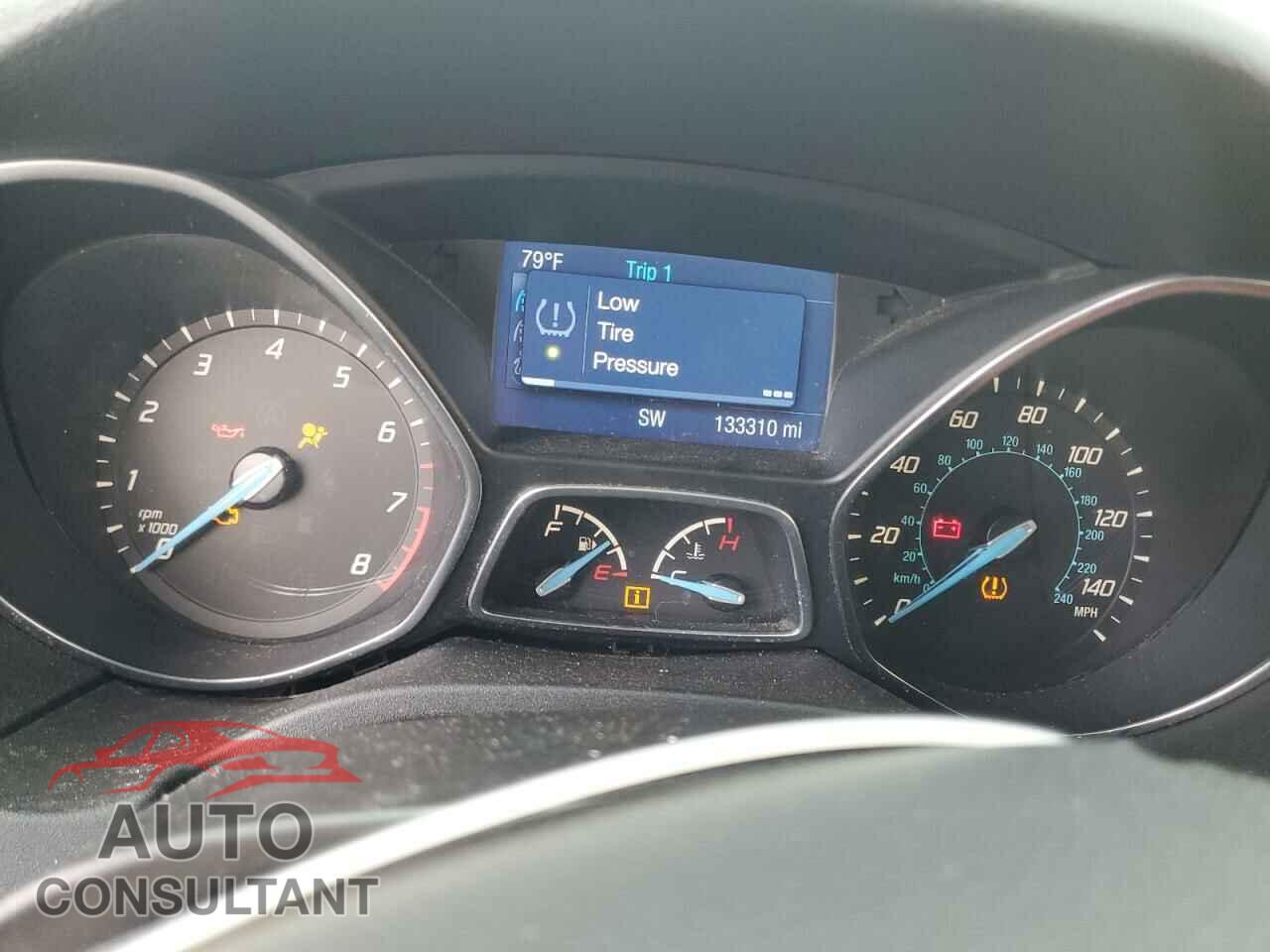FORD FOCUS 2014 - 1FADP3F24EL152172