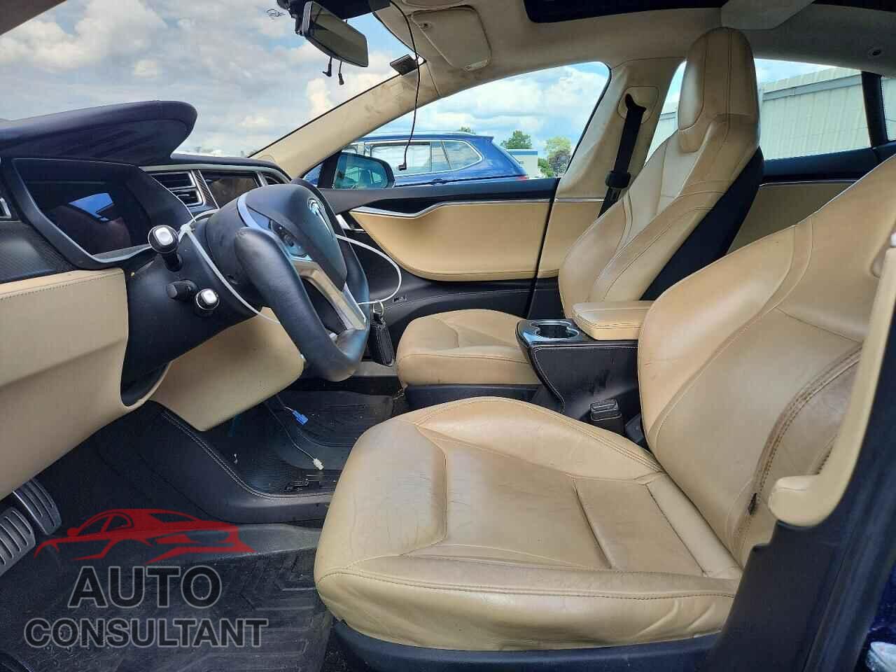 TESLA MODEL S 2015 - 5YJSA1E47FF114353