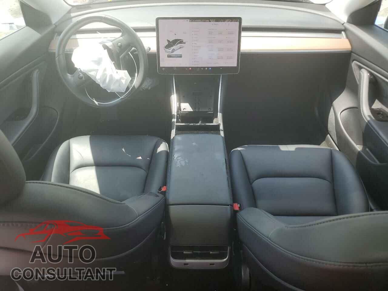 TESLA MODEL 3 2018 - 5YJ3E1EA8JF098753