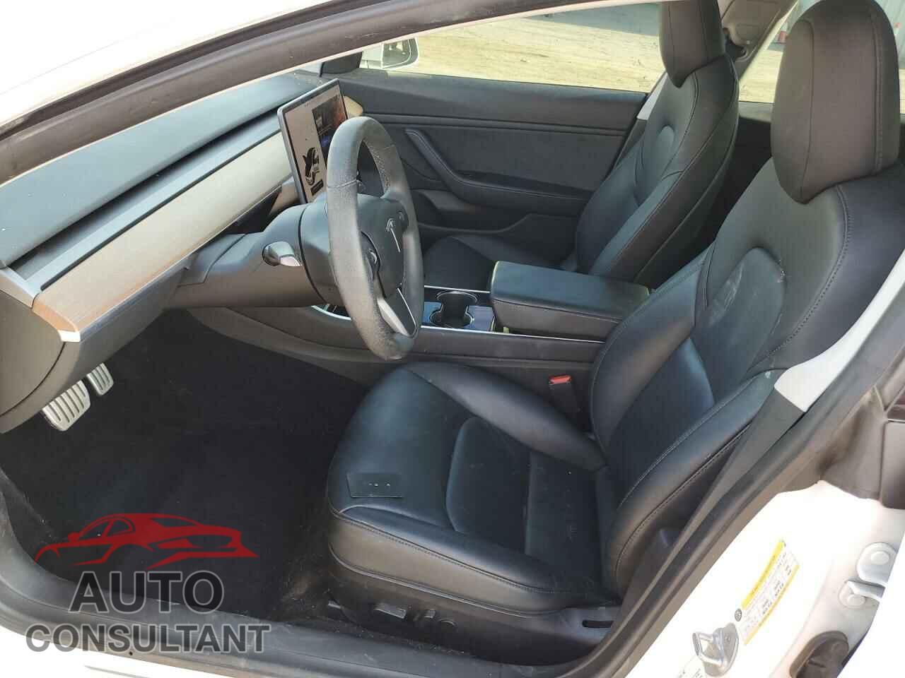 TESLA MODEL 3 2020 - 5YJ3E1EC4LF641388