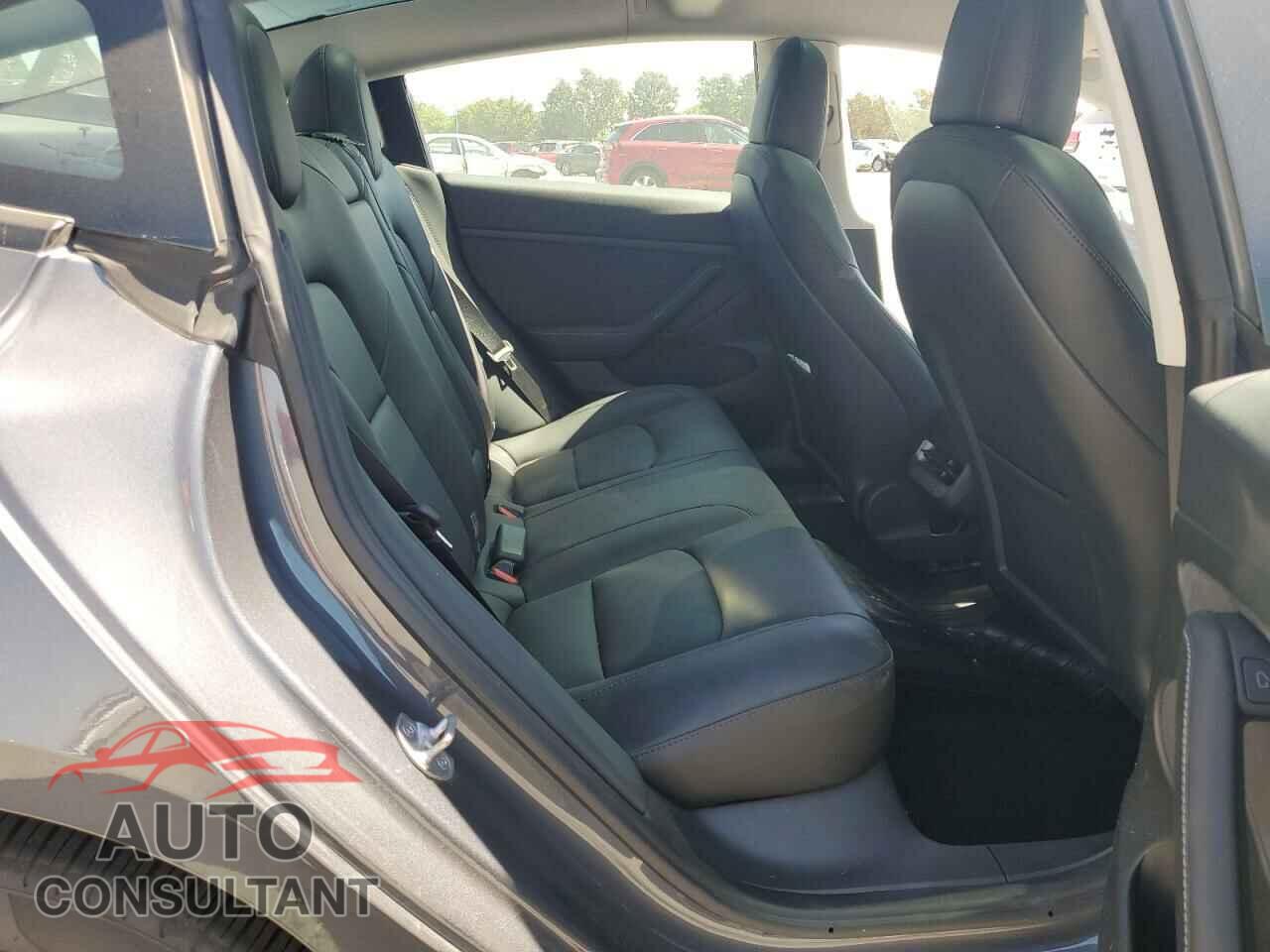 TESLA MODEL 3 2023 - 5YJ3E1EA4PF453815