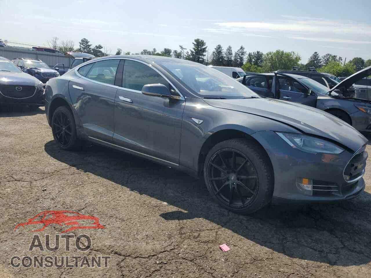 TESLA MODEL S 2013 - 5YJSA1CP5DFP05260