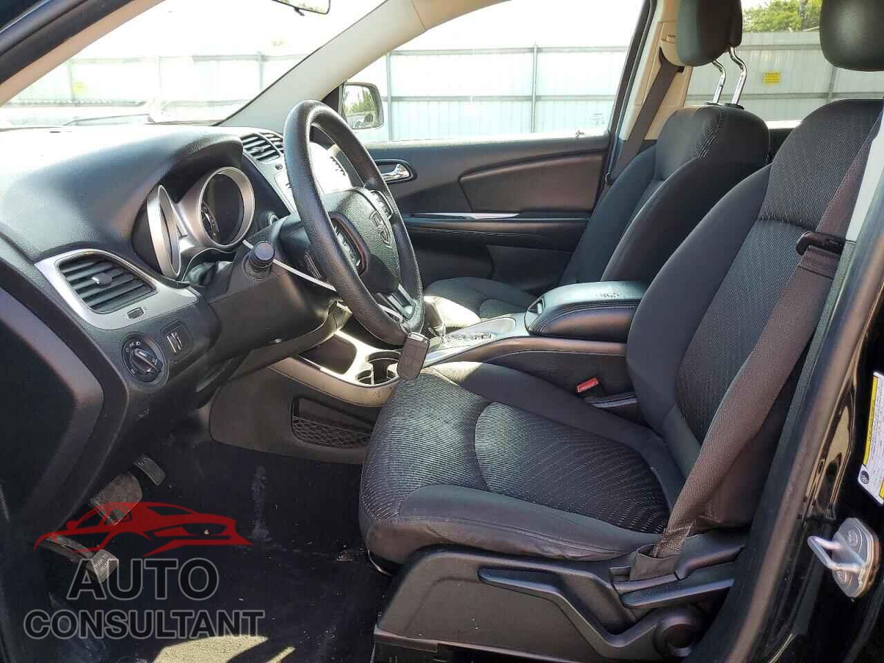 DODGE JOURNEY 2015 - 3C4PDCBG8FT685942