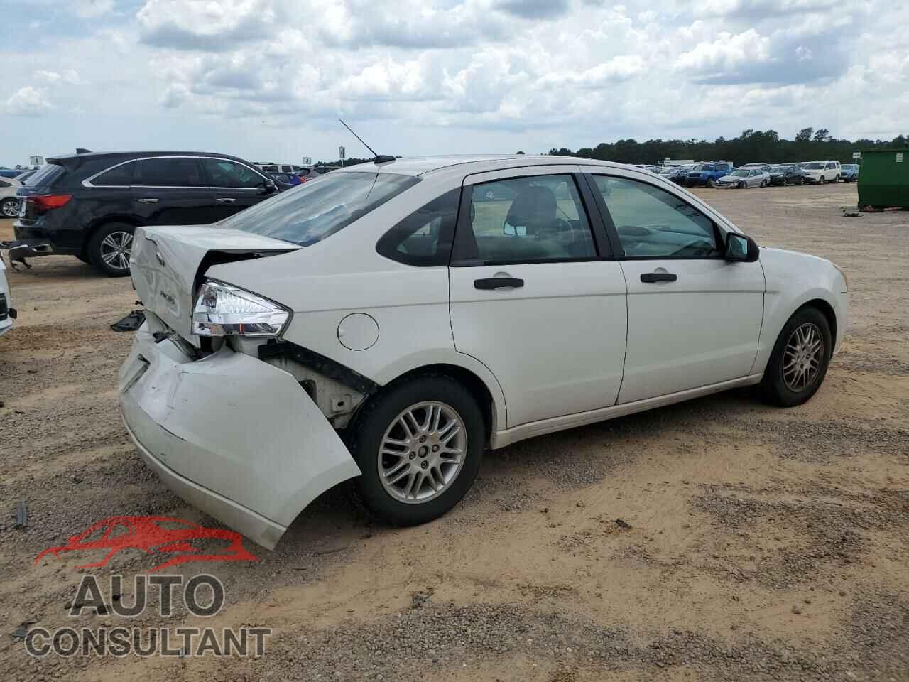 FORD FOCUS 2011 - 1FAHP3FN2BW105177
