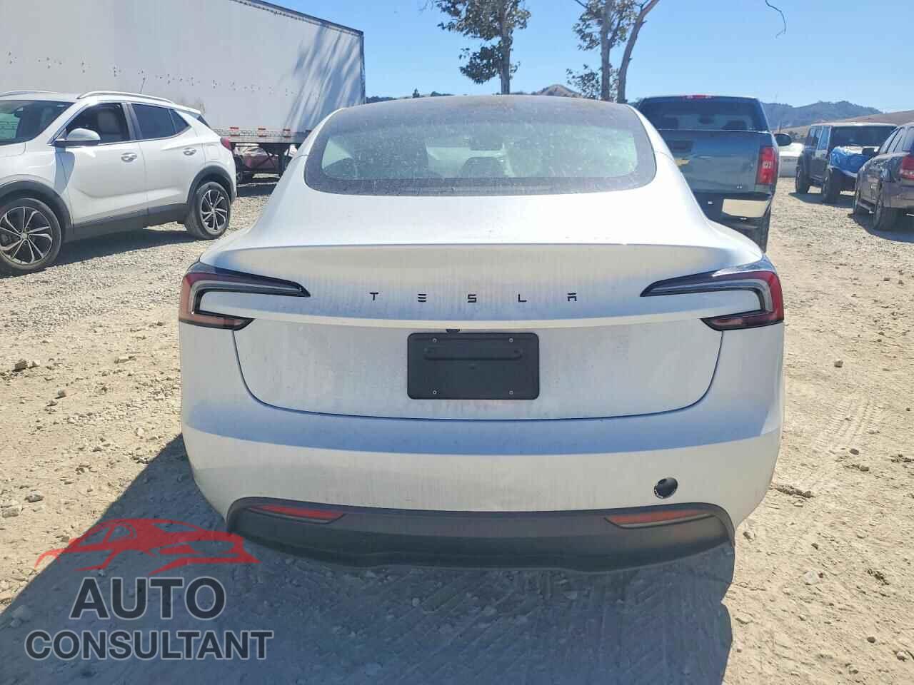 TESLA MODEL 3 2026 - 5YJ3E1EA2TF131216