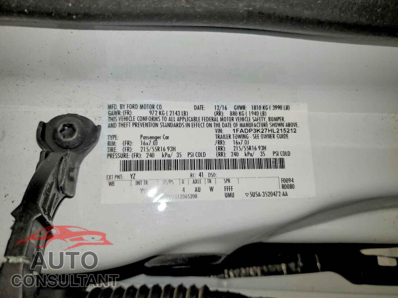 FORD FOCUS 2017 - 1FADP3K27HL215212