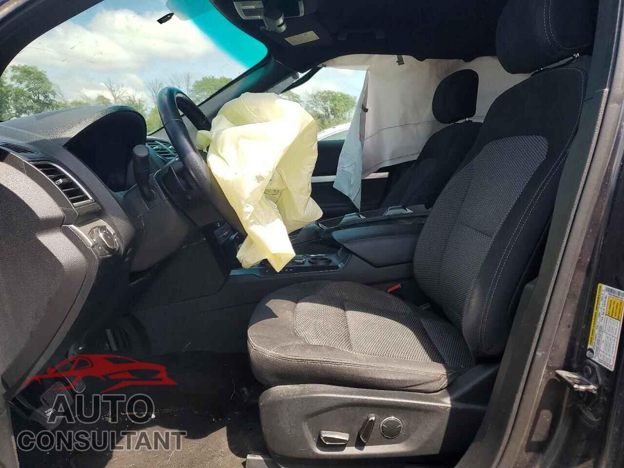 FORD EXPLORER 2017 - 1FM5K7D85HGE37435