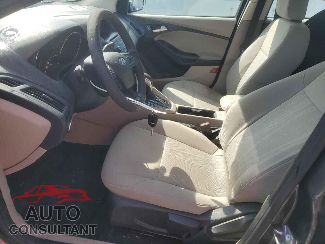 FORD FOCUS 2017 - 1FADP3F20HL266271
