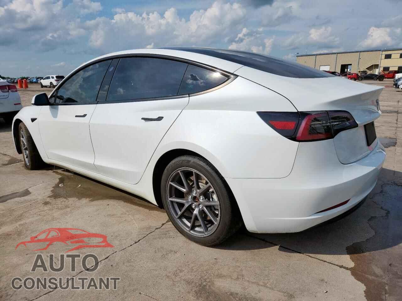 TESLA MODEL 3 2023 - 5YJ3E1EA8PF562519