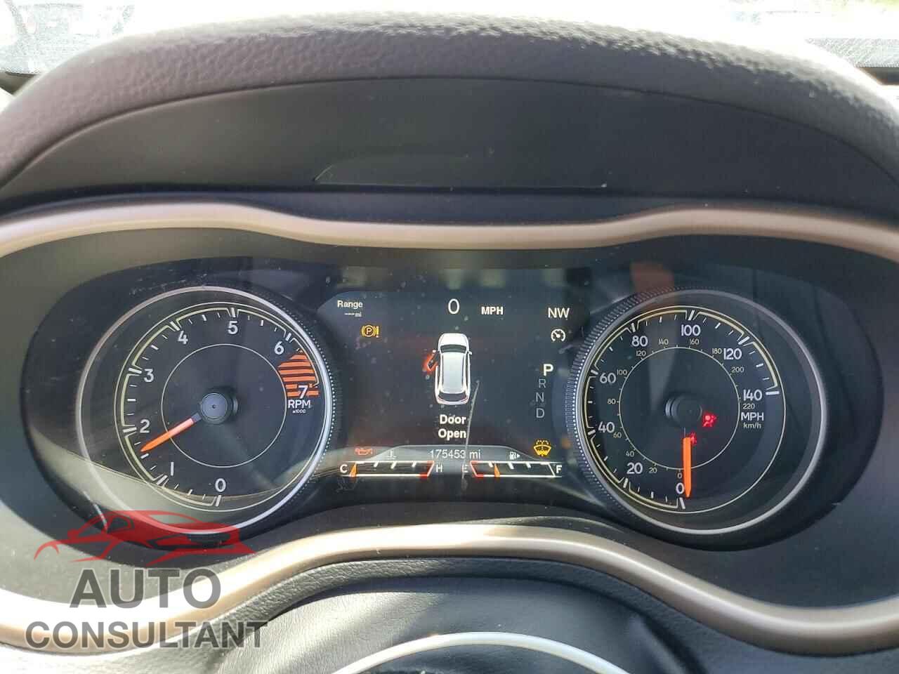 JEEP CHEROKEE 2017 - 1C4PJMDB6HW512045