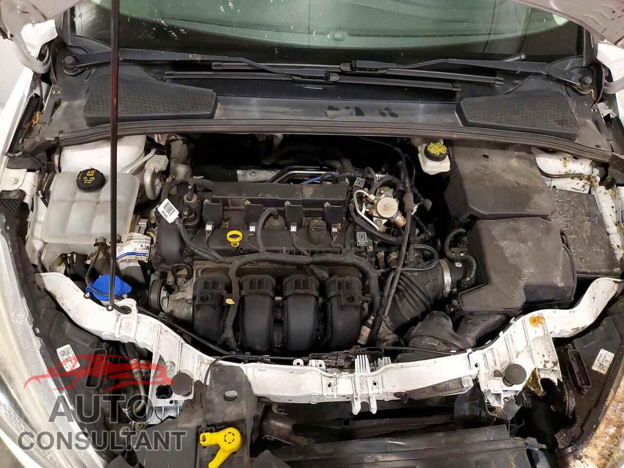 FORD FOCUS 2017 - 1FADP3K27HL215212