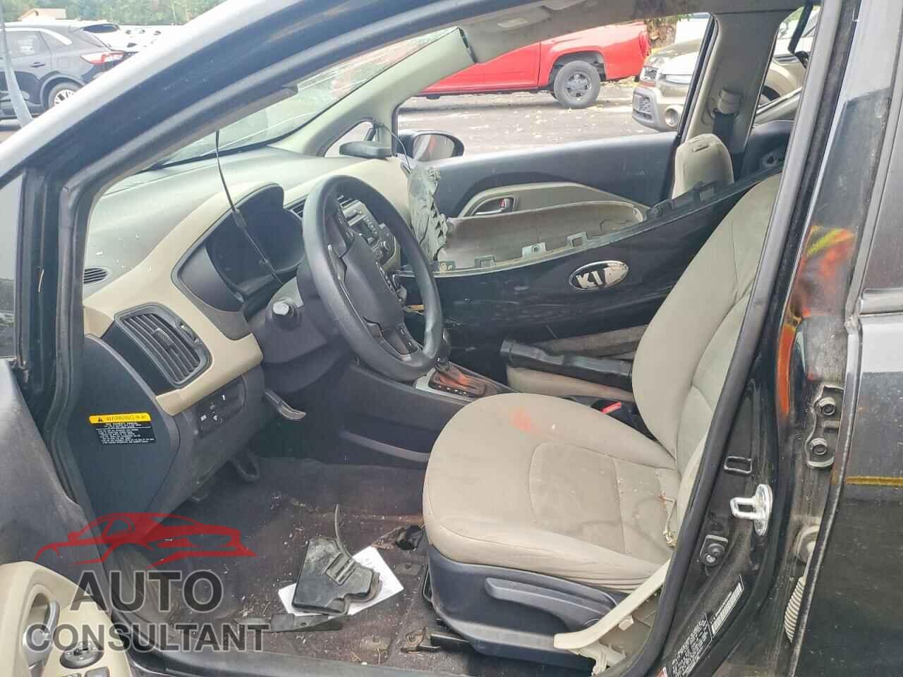 KIA RIO 2014 - KNADM5A33E6358481