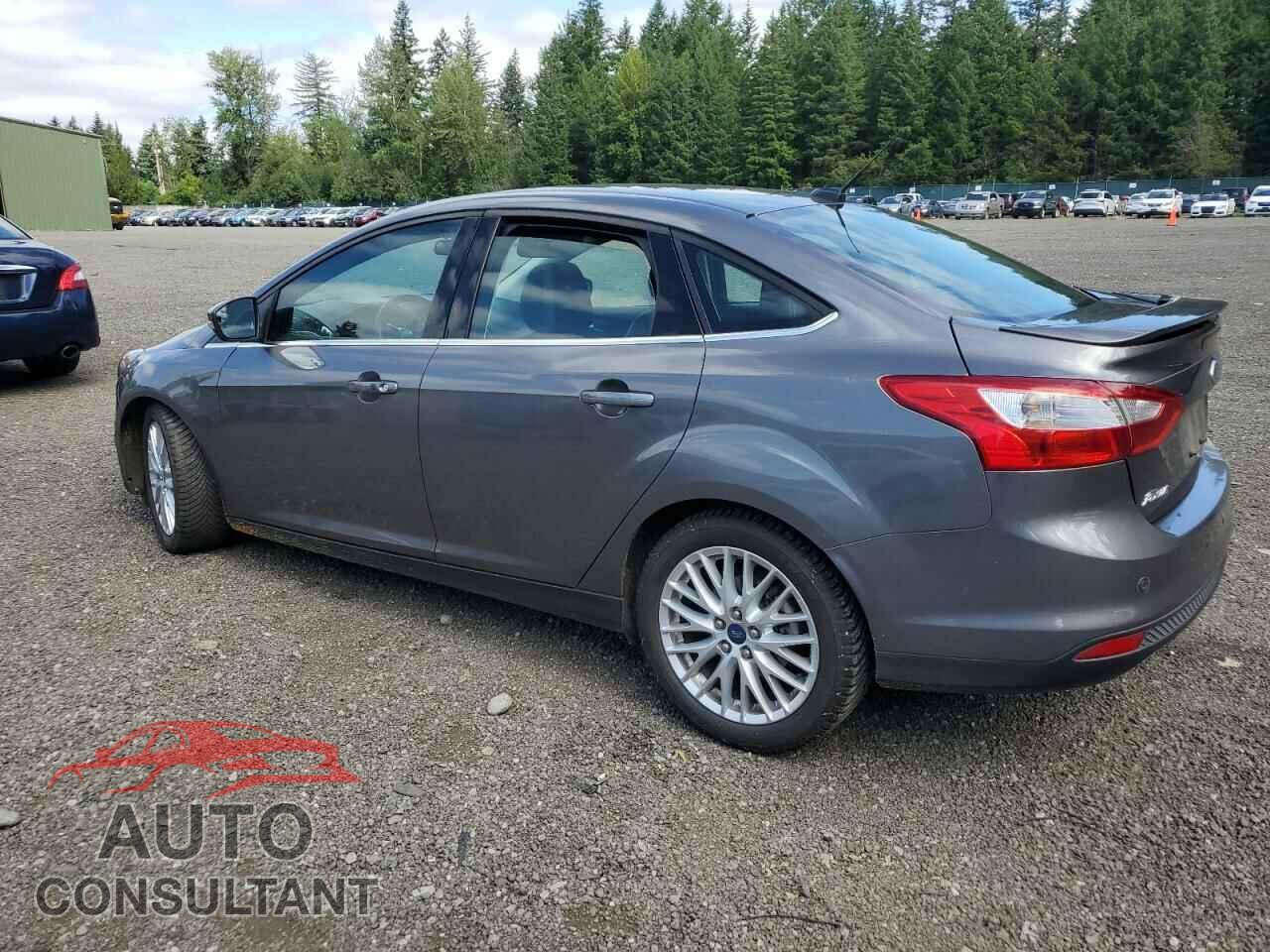 FORD FOCUS 2013 - 1FADP3J2XDL108232