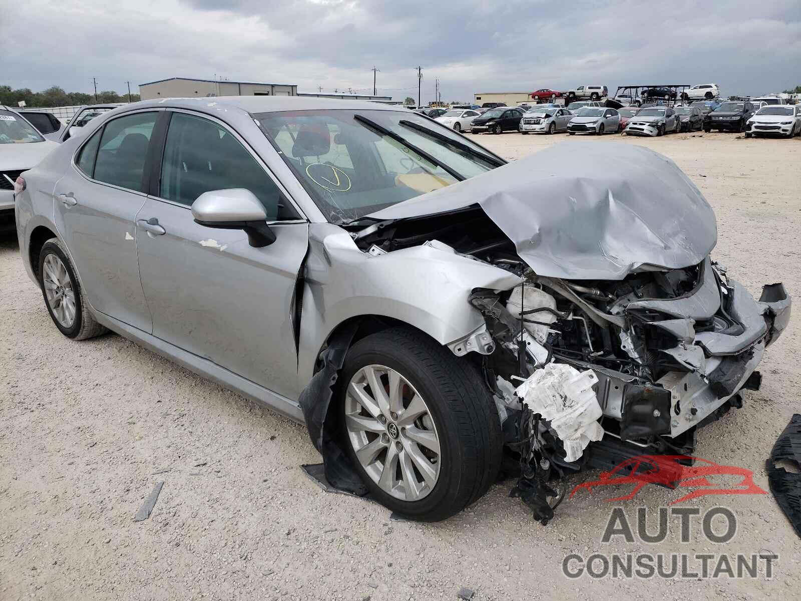 TOYOTA CAMRY 2019 - 4T1B11HK5KU811821