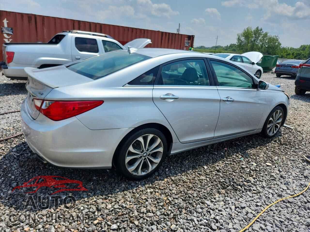 HYUNDAI SONATA 2013 - 5NPEC4AB5DH748689