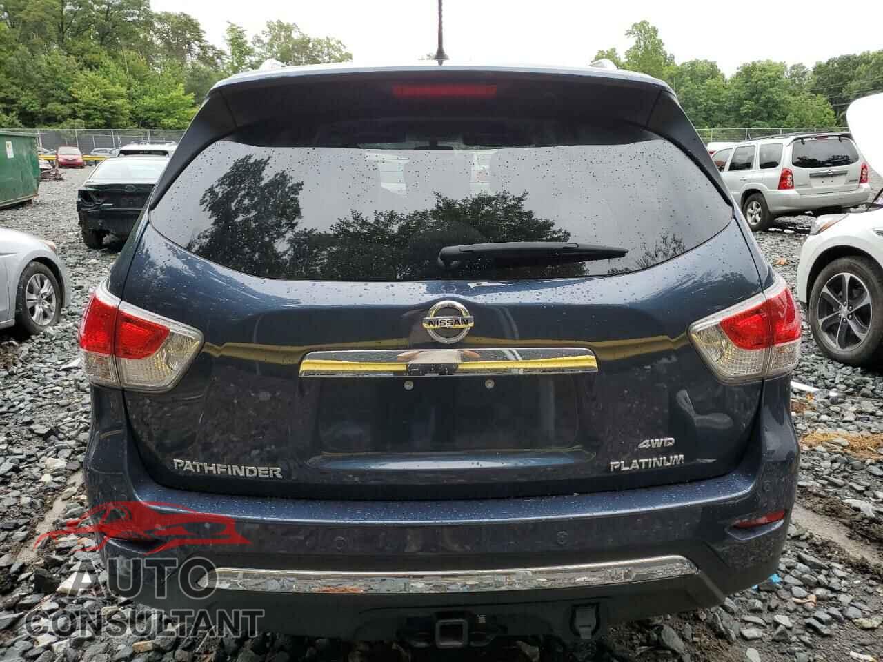 NISSAN PATHFINDER 2013 - 5N1AR2MM2DC609755