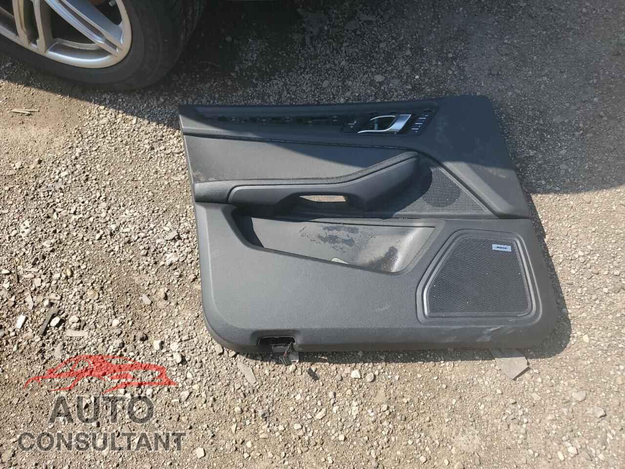 PORSCHE MACAN BASE 2024 - WP1AA2A56RLB12979