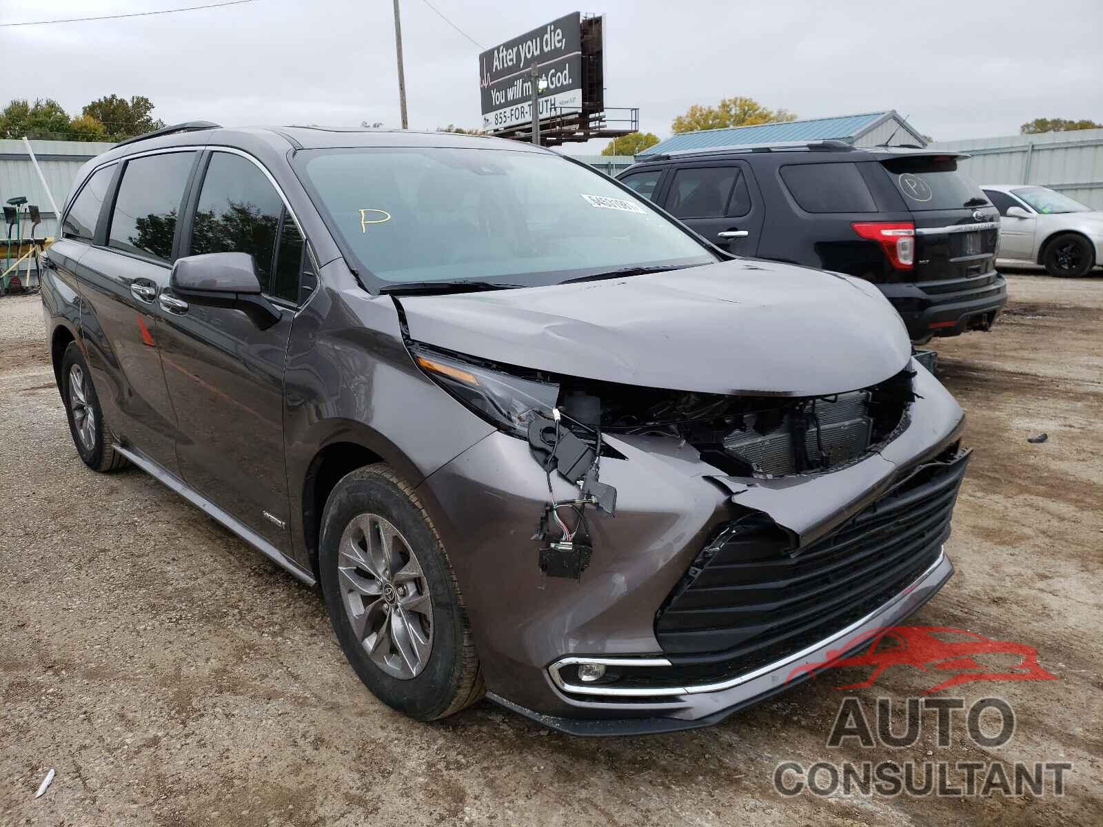 TOYOTA SIENNA 2021 - 5TDYRKEC6MS004788