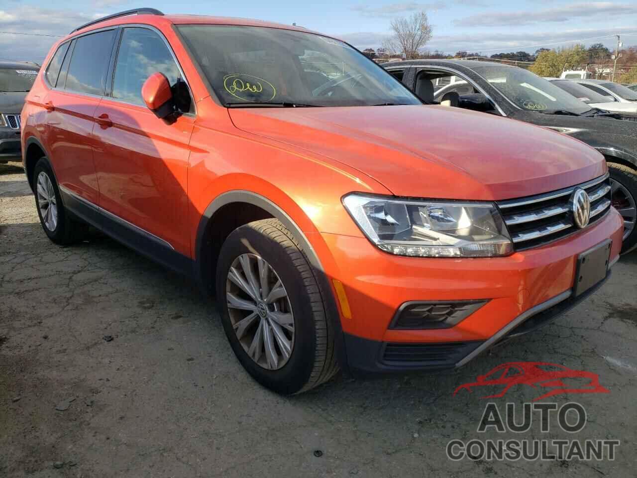 VOLKSWAGEN TIGUAN 2018 - 3VV3B7AX0JM174615